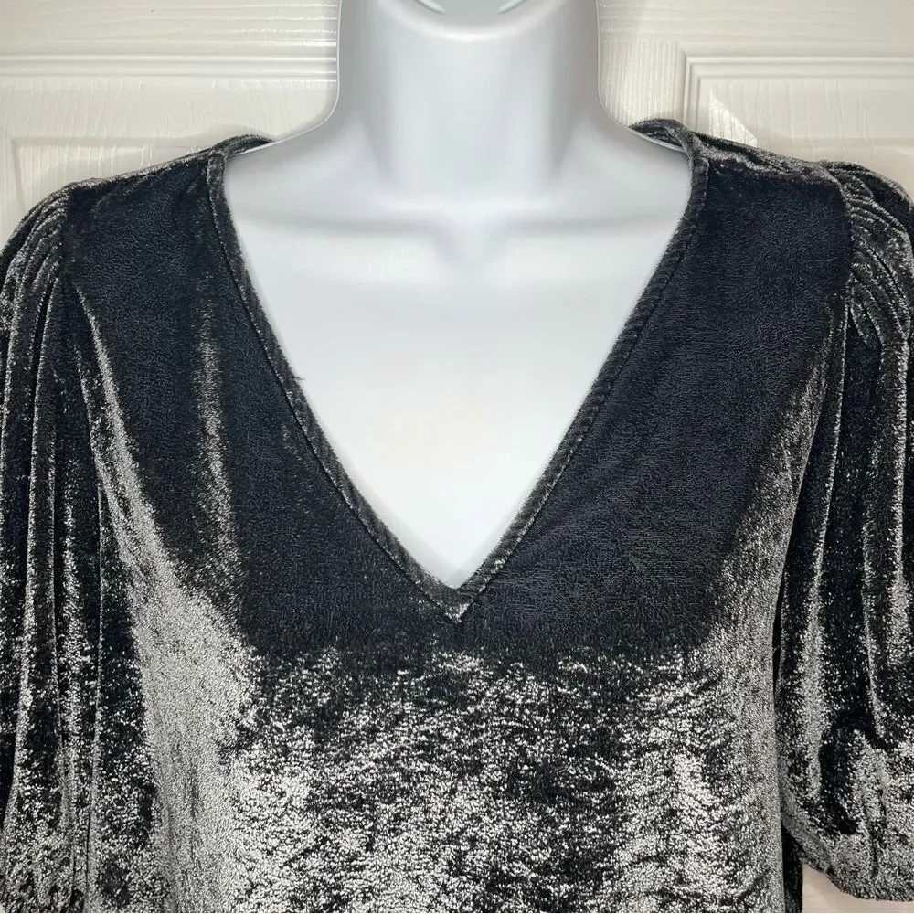LOFT V-Neck Puff Sleeve Velvet Top Charcoal Gray S